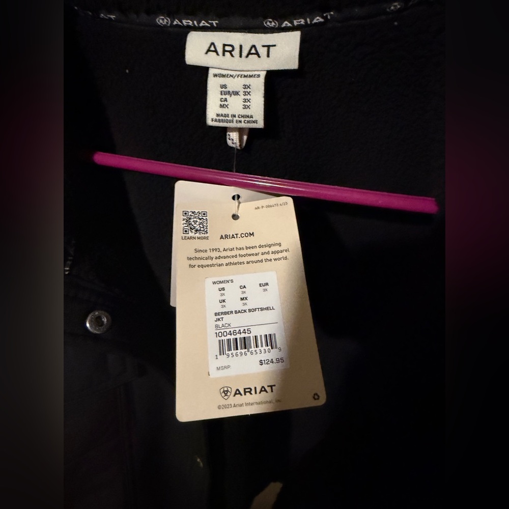 Ariat Berber Back Softshell Jacket NWT - image 4